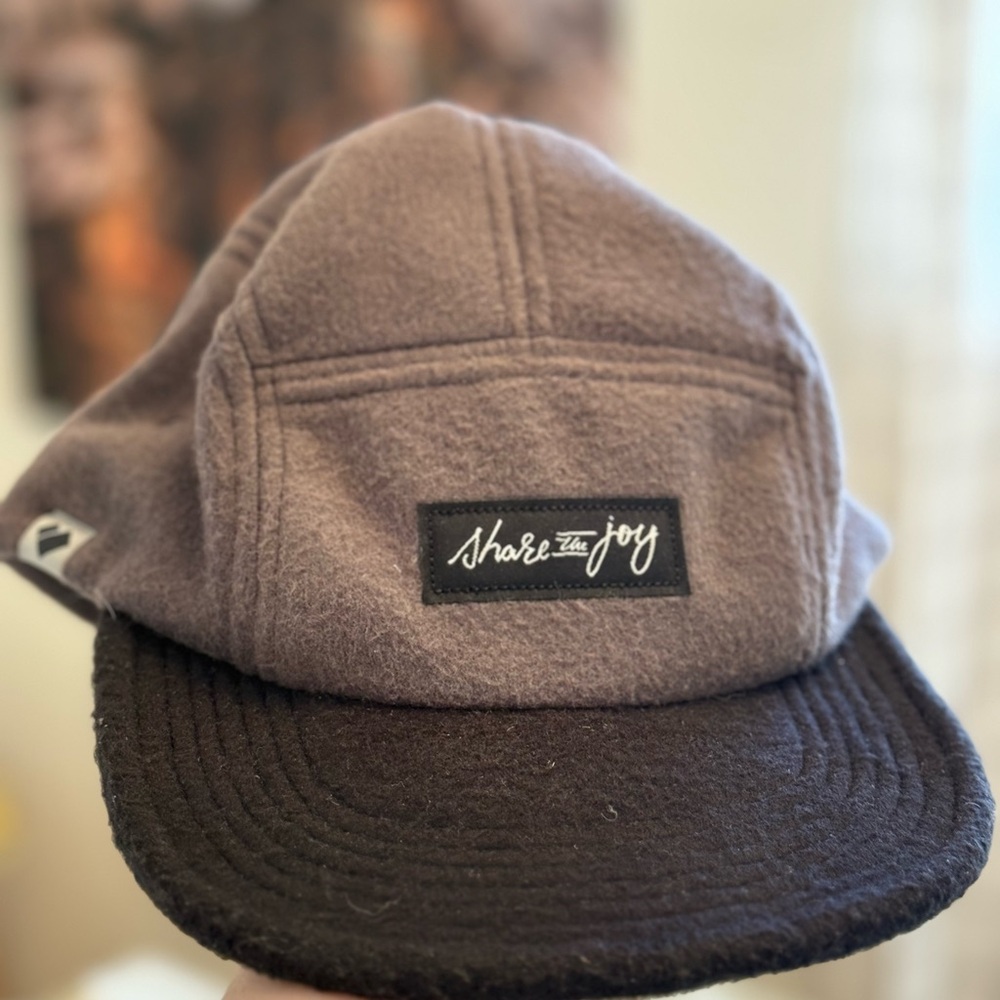 Share the Joy Obermeyer Hat